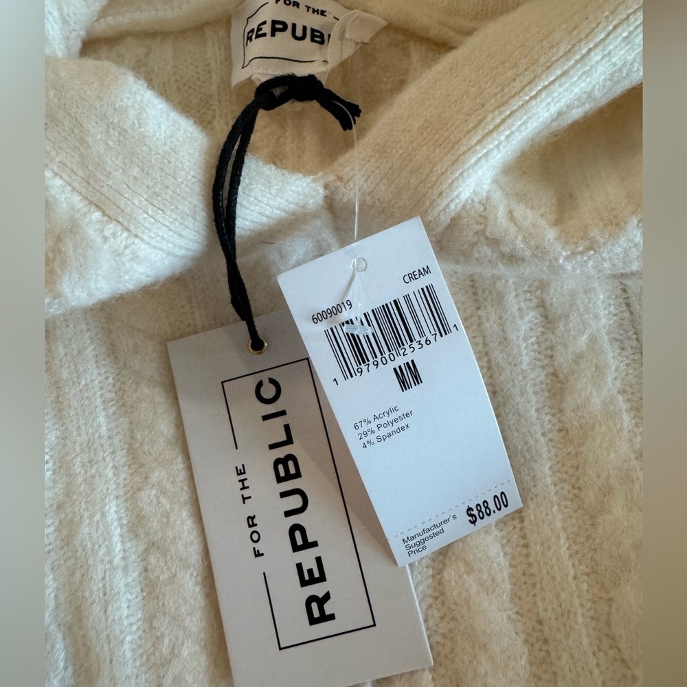 NWT For The Republic Hoodie Sweater l M - Picture 4 of 7